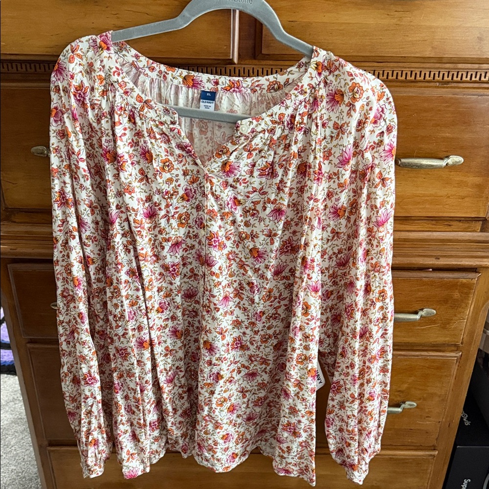 Old Navy Floral Peasant Blouse - Cream with Pink & Orange Flowers